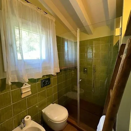 Дом отдыха Idyllium Relais- Countryside With Panoramic Pool And Breathtaking Sea Views Специя