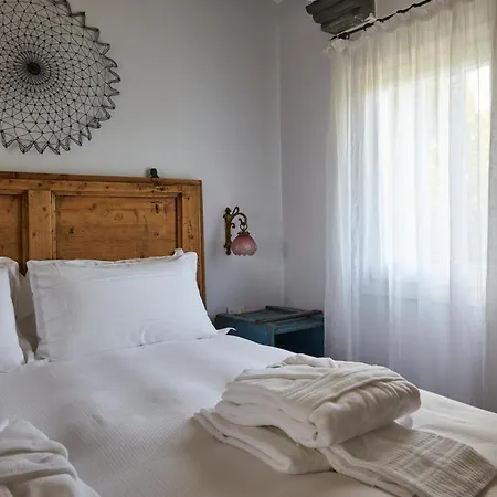 Idyllium Relais- Countryside With Panoramic Pool And Breathtaking Sea Views